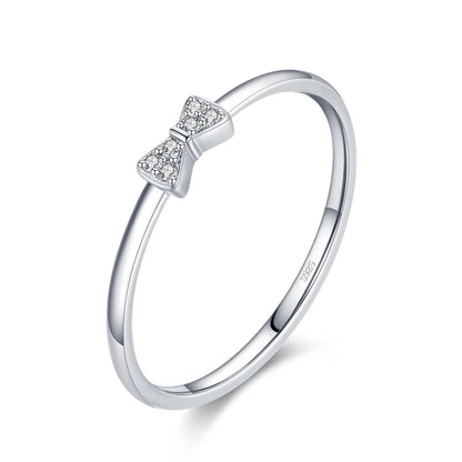 Elegancia Pura — Anillo Cuadrado
