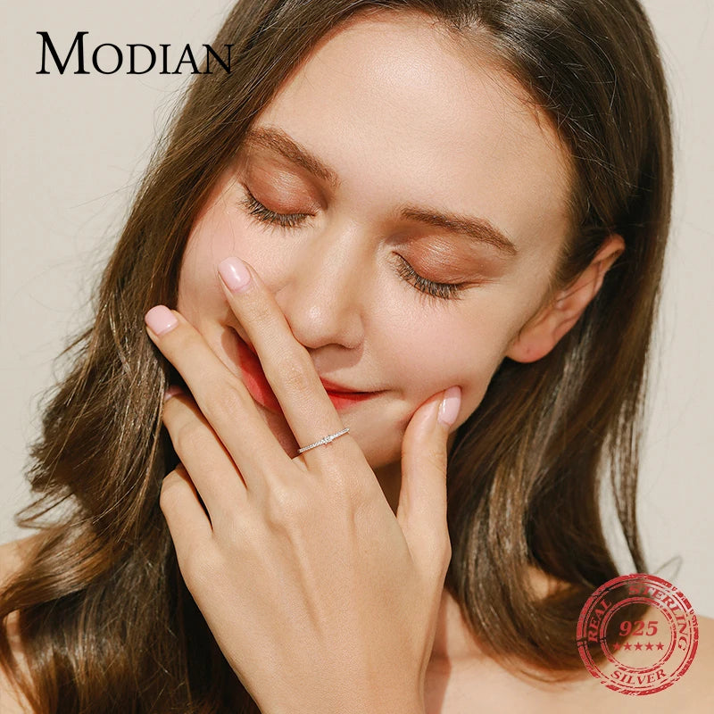 Elegancia Pura — Anillo Cuadrado