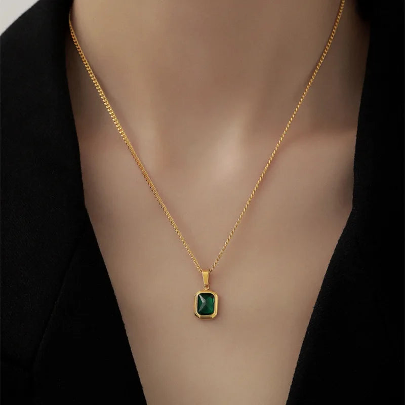 Verde Regio — Collar Geométrico Vintage
