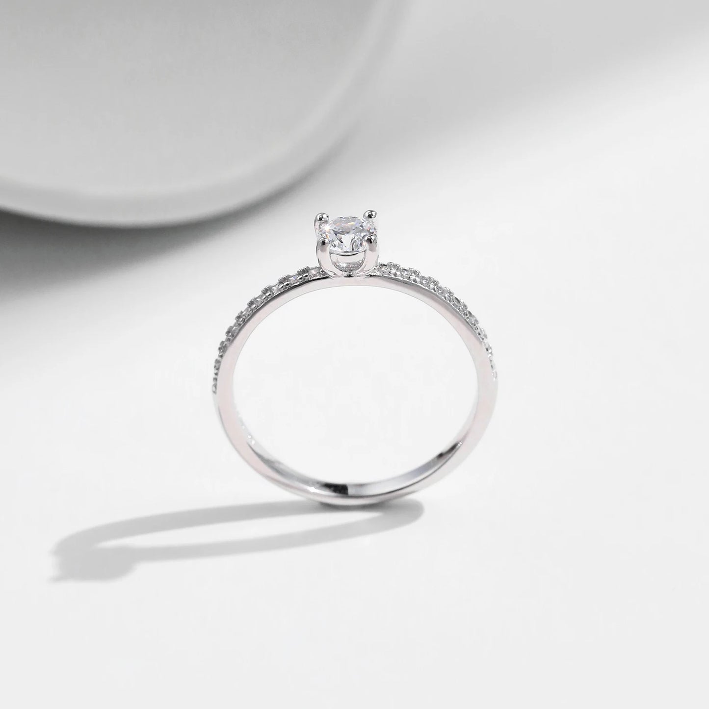 Promesa Imperial — Anillo Moissanita Cuadrado