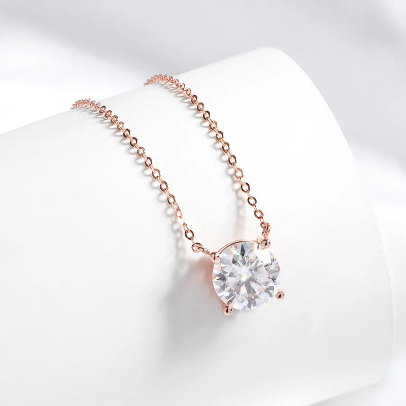 Aura Imperial — Collar Moissanita