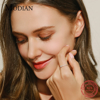 Elegancia Pura — Anillo Cuadrado